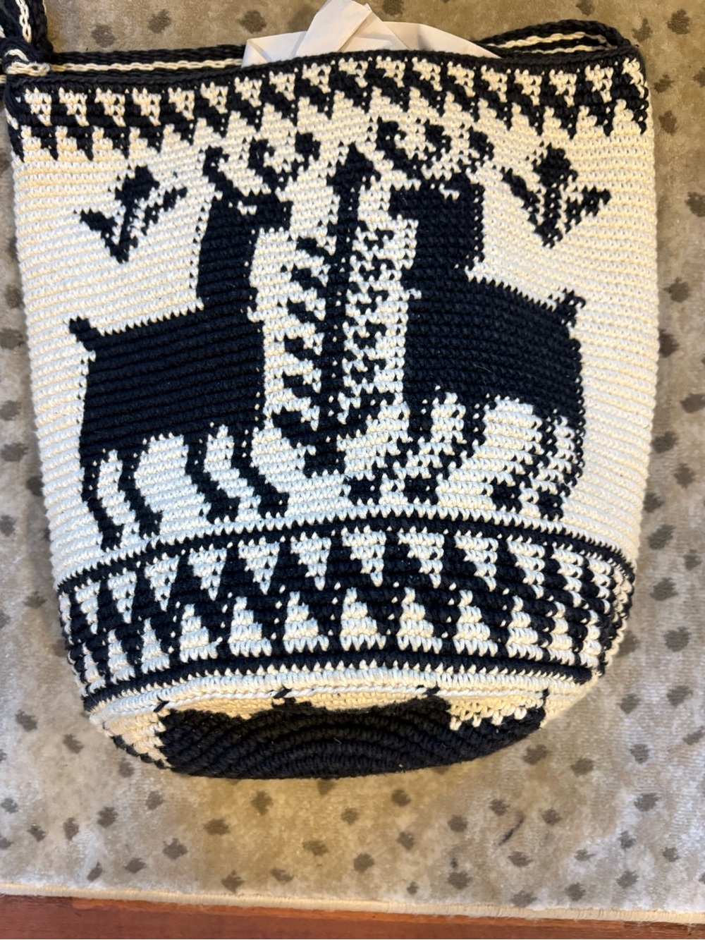 Wayuu Bucket Bag - Picture 3 of 11